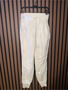 lululemon athletica White Marble-Print Drawstring Joggers